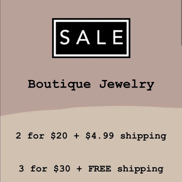 Trendy Silver Daisy Jeweled Cuff Earrings - Picture 6 of 6